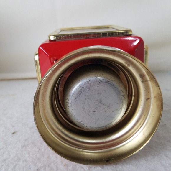 Kerosene Oil Lamp Lantern‎ Vntg Hong Kong Mini Red Gold Decoration Decor - Picture 6 of 10